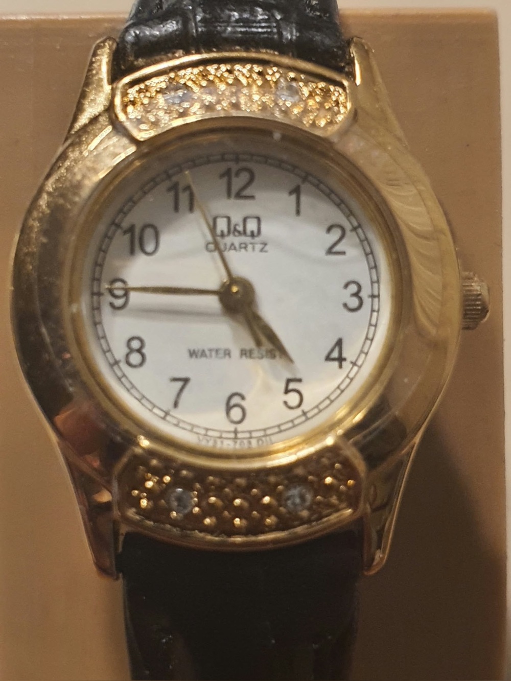 Q&Q Goldtone/White Rhinestone Leather Women's Watch